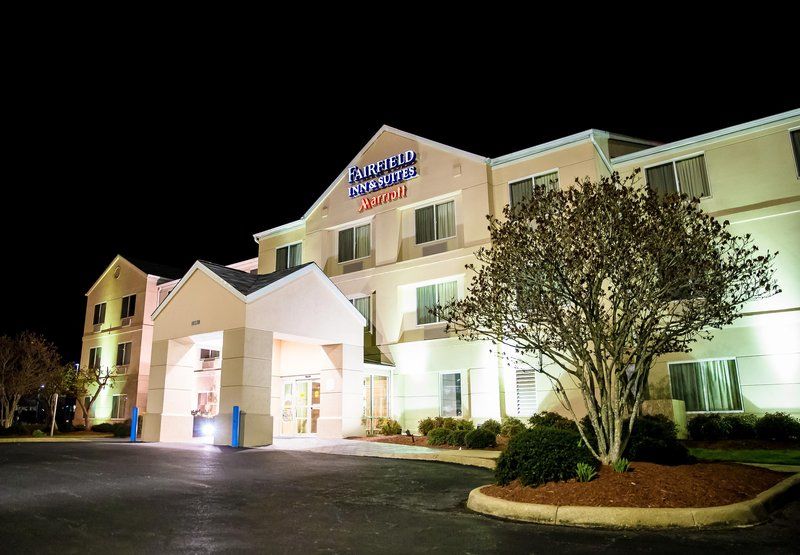 Fairfield Inn & Suites Fredericksburg Exterior foto